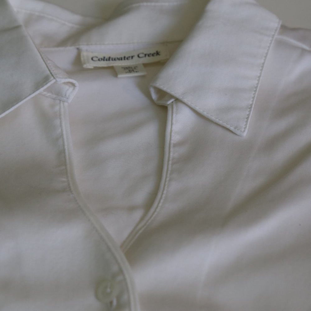 White Coldwater Creek Buttoned Blouse Size M